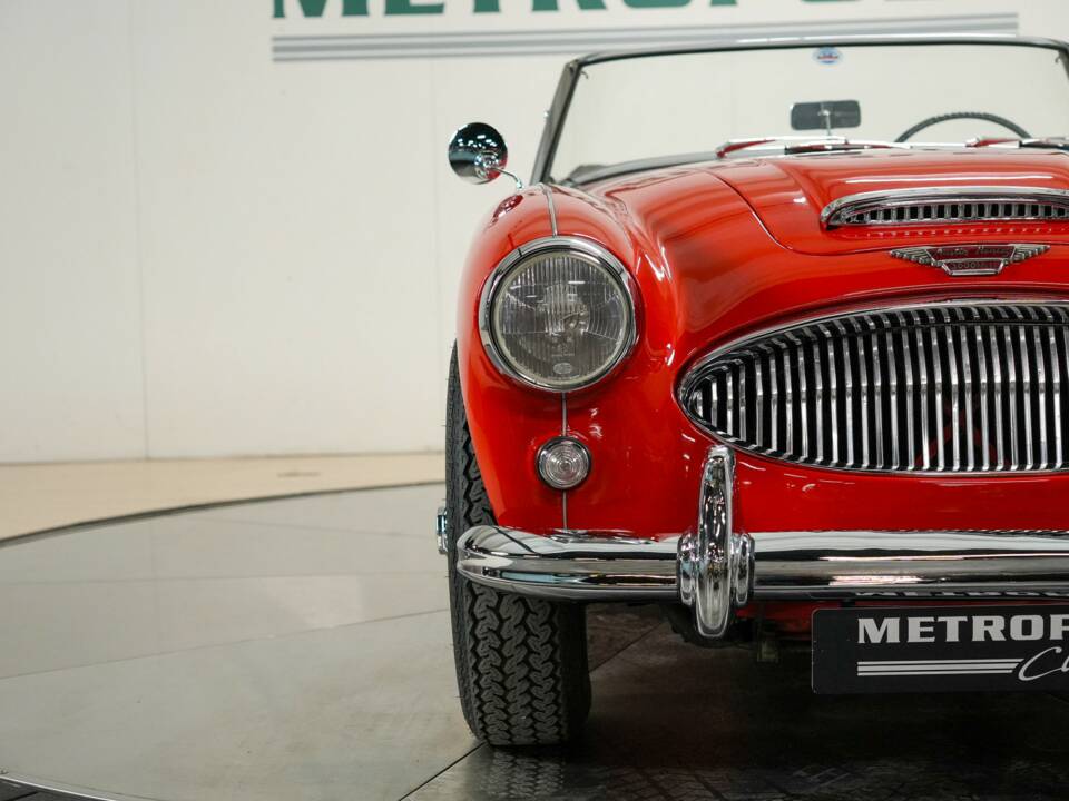 Image 36/50 of Austin-Healey 3000 Mk II (BJ7) (1964)