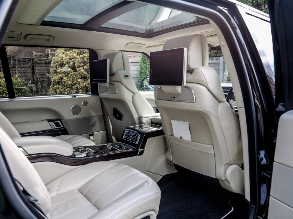 Imagen 30/49 de Land Rover Range Rover Sport SVR (2014)