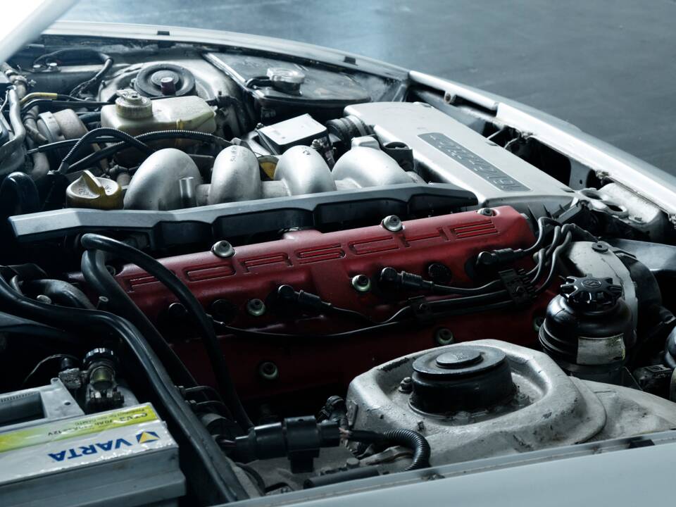 Imagen 42/43 de Porsche 944 S (1988)