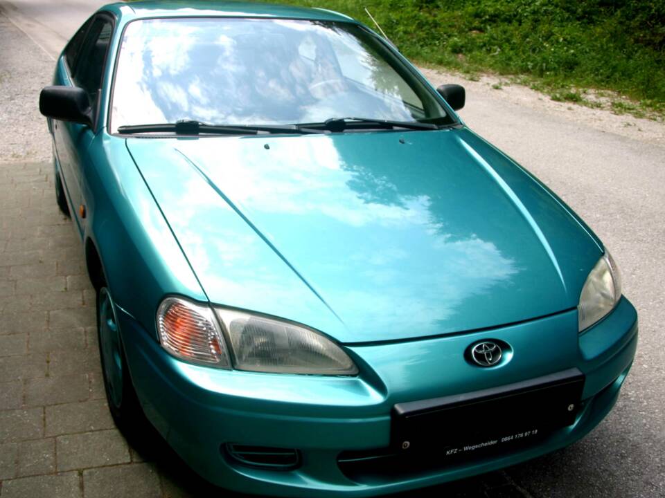 Image 15/51 of Toyota Paseo (1996)