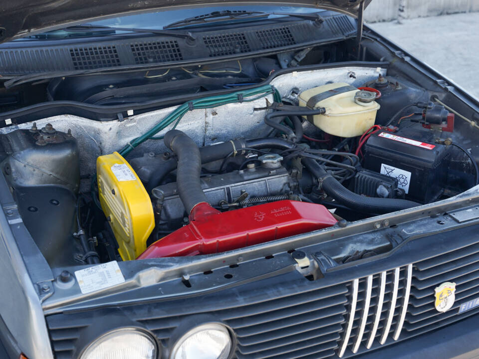 Image 41/49 of FIAT Ritmo 130 TC Abarth (1984)