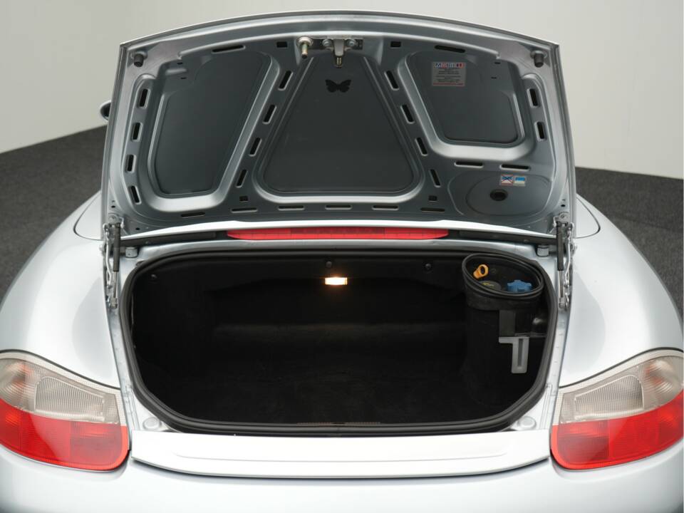 Image 32/45 de Porsche Boxster (2003)