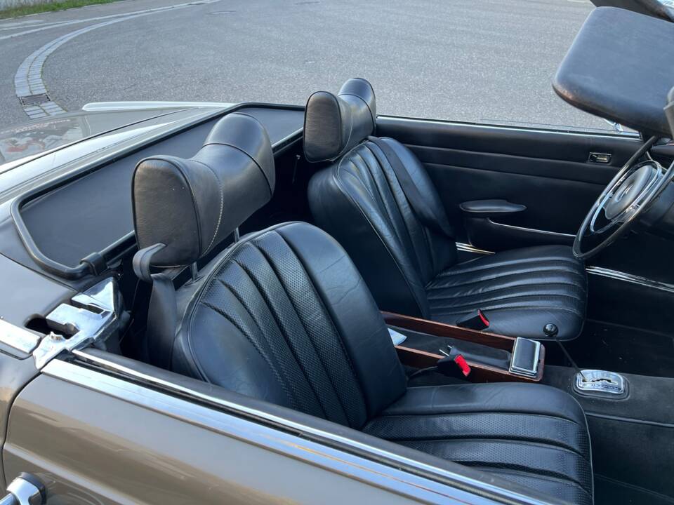Imagen 10/43 de Mercedes-Benz 280 SL (1968)