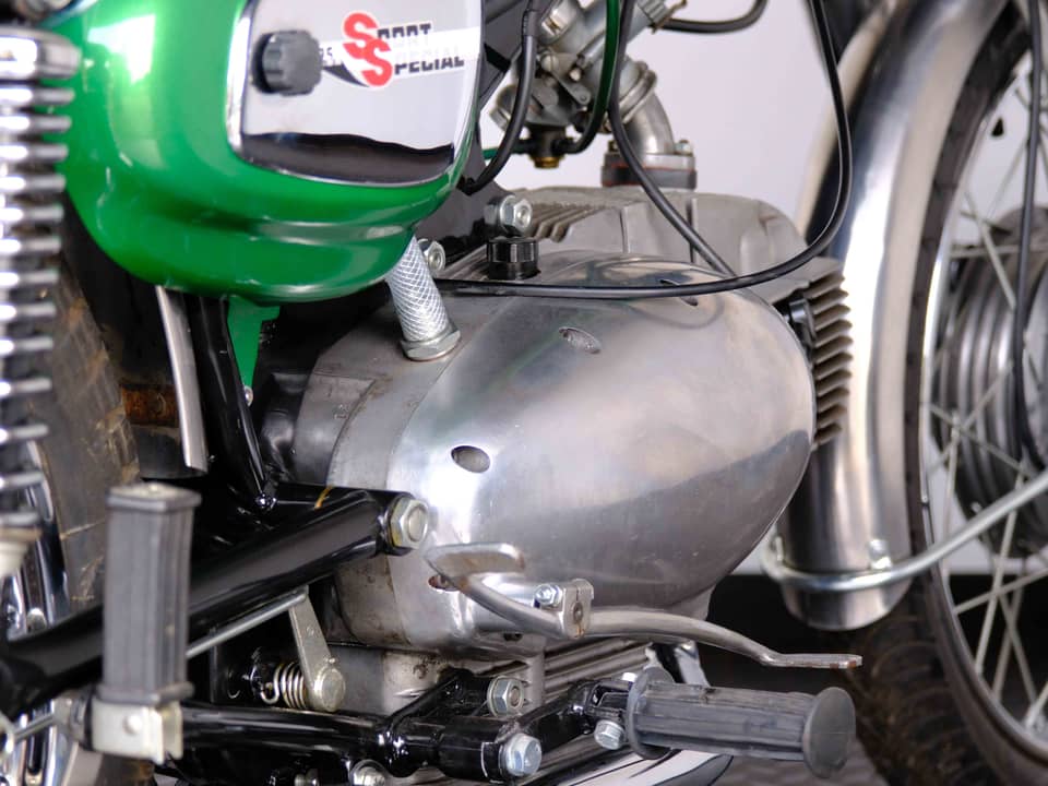 Image 56/57 of Benelli 125 Sport Special (1971)