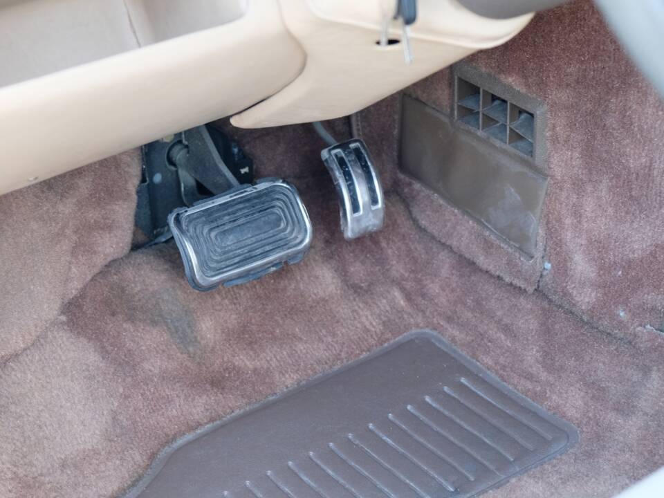 Image 27/69 of Citroën CX 25 Prestige (1984)