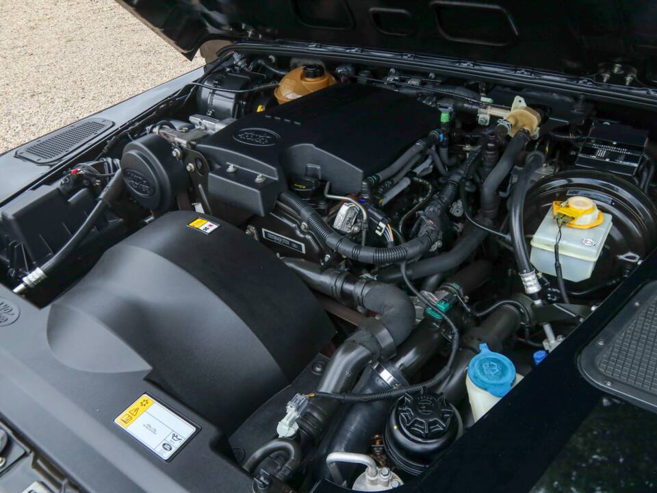 Bild 4/50 von Land Rover Defender 90 (2013)