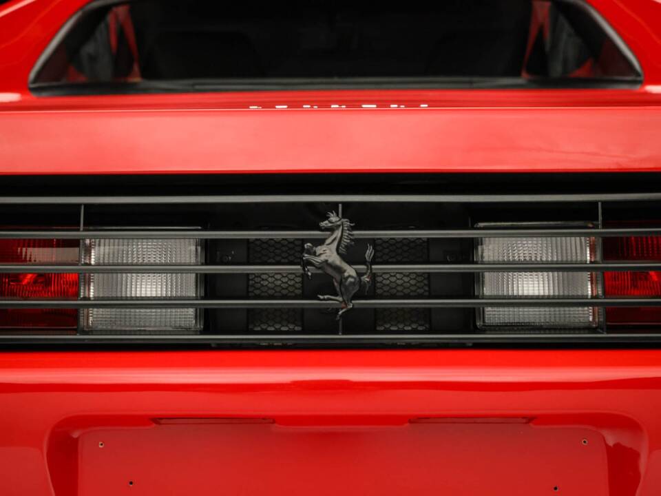 Image 22/26 of Ferrari 348 TB (1991)