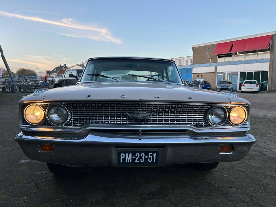Image 2/8 de Ford Galaxie 500 XL (1963)