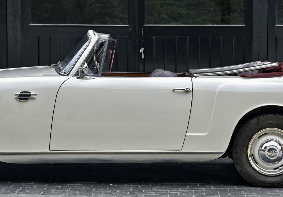 Image 27/50 of Alvis TD 21 (1962)