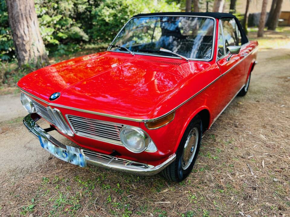 Image 13/142 of BMW 1600 Convertible (1970)
