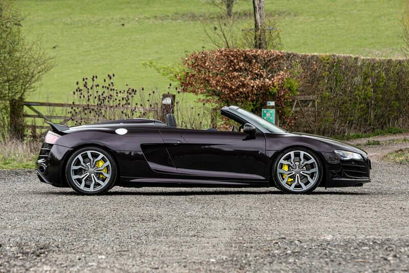 Immagine 11/35 di Audi R8 V10 Spyder (2011)