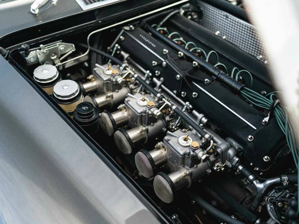 Afbeelding 20/30 van Maserati Mistral 3700 Spyder (1966)