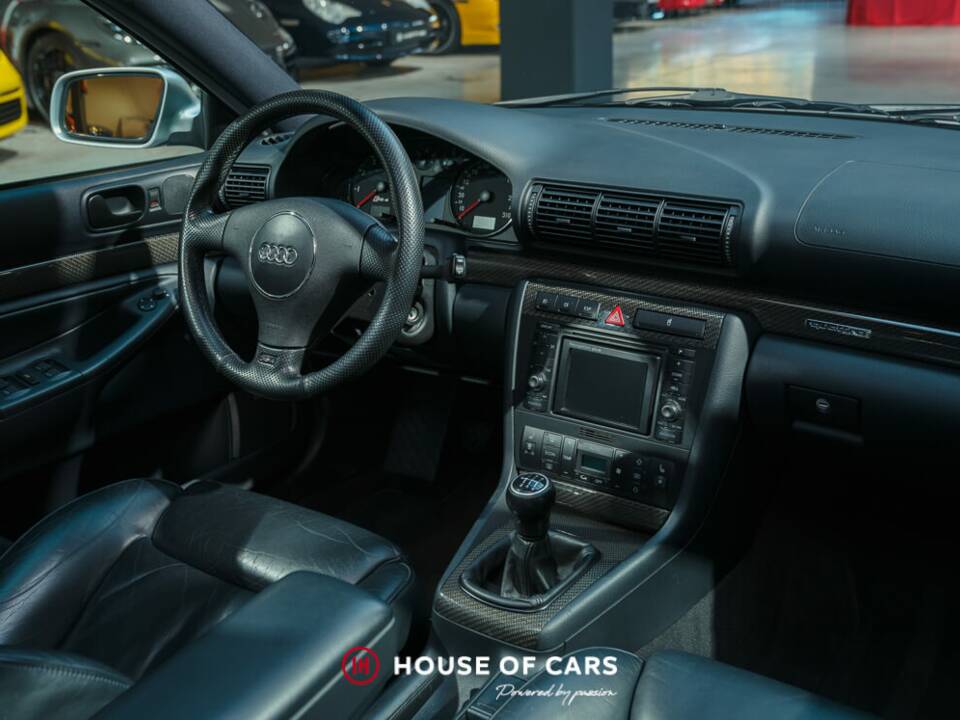 Bild 16/23 von Audi RS4 Avant (2001)