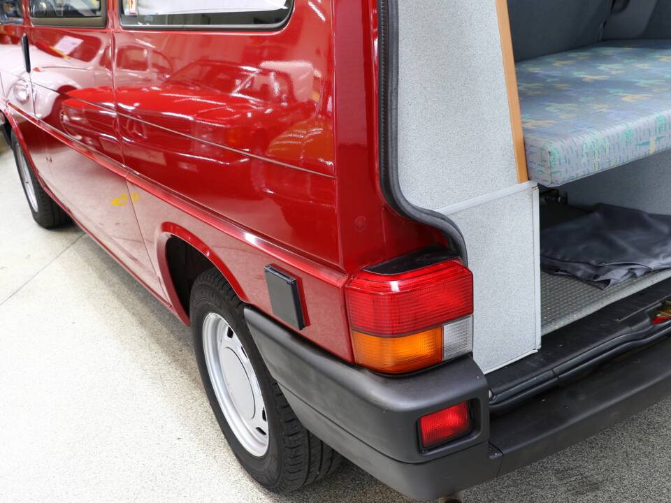 Bild 42/47 von Volkswagen T4 California 2.5 (1995)