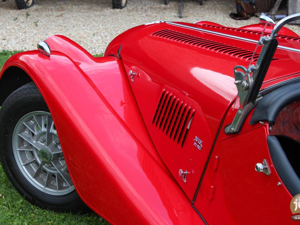 Bild 11/26 von Morgan Plus 8 (1976)