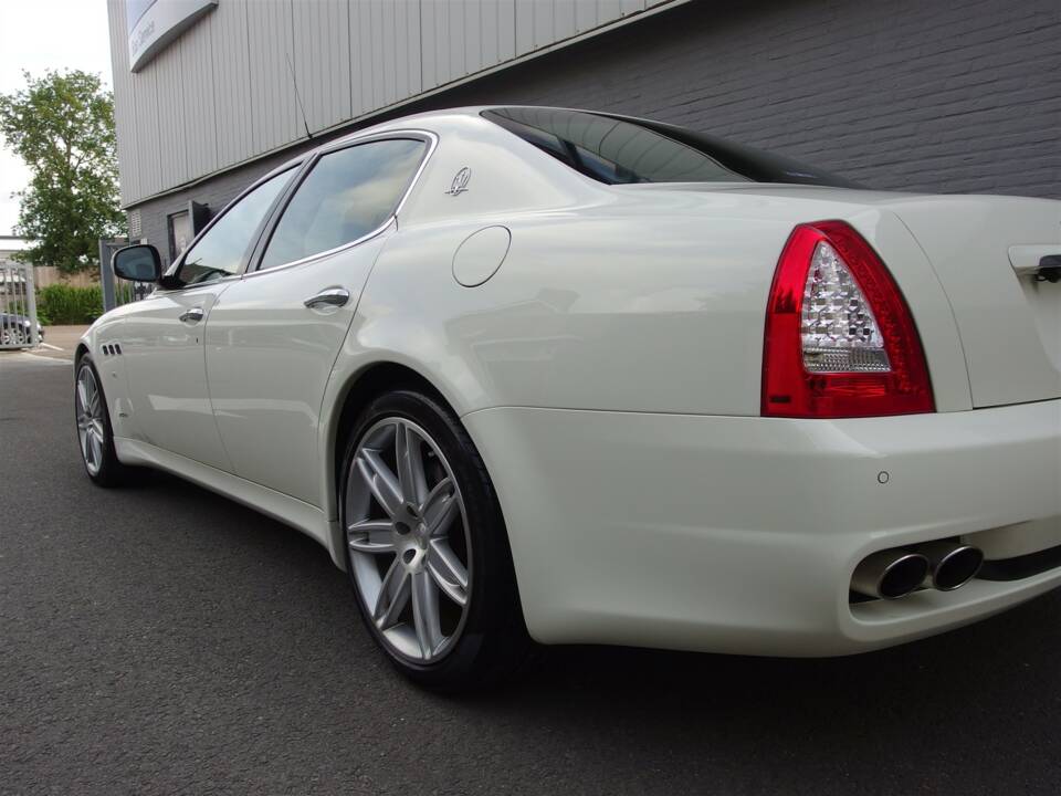 Image 30/99 de Maserati Quattroporte 4.2 (2010)