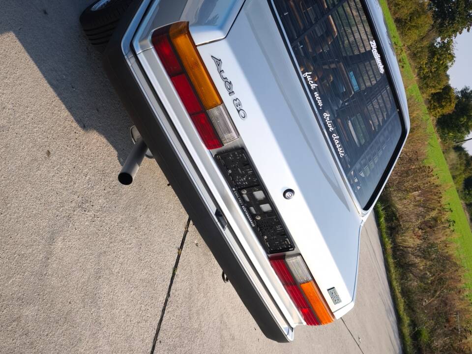 Image 42/94 de Audi 80 CD 5S (1982)