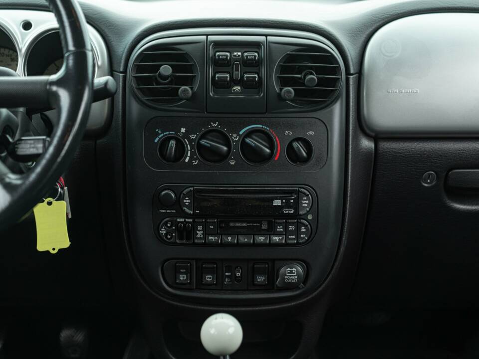 Immagine 44/50 di Chrysler PT Cruiser 2.2 CRD (2004)