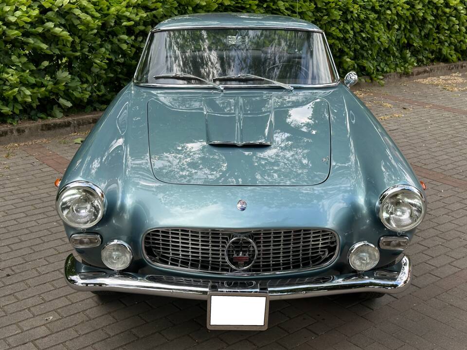 Bild 2/33 von Maserati 3500 GTI Touring (1961)