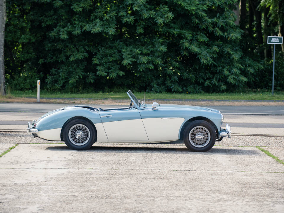 Imagen 3/21 de Austin-Healey 3000 Mk II (BT7) (1962)