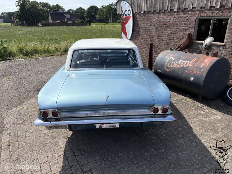 Bild 13/49 von Oldsmobile F-85 Jetfire (1962)