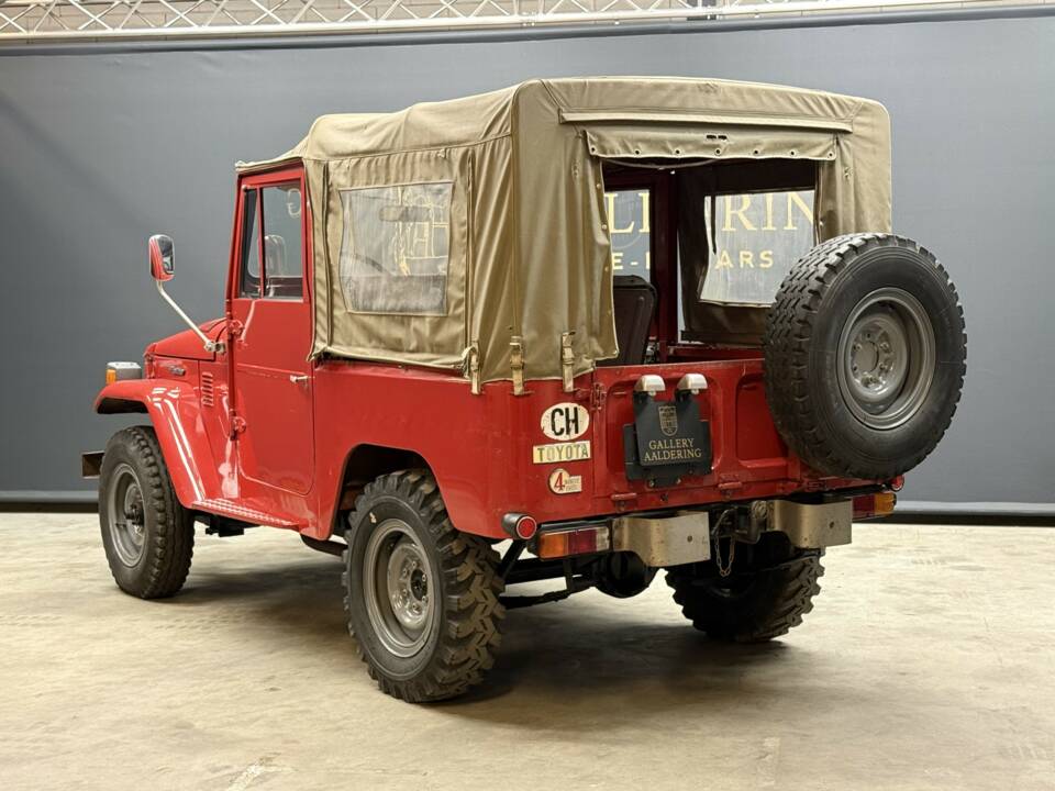 Immagine 50/50 di Toyota Land Cruiser FJ 40 (1975)