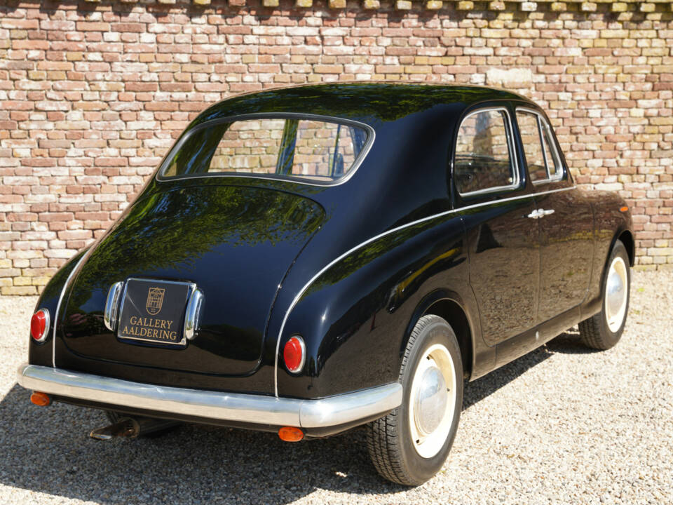 Image 7/50 of Lancia Appia C10 (1954)