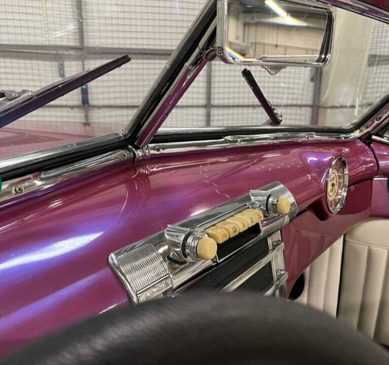 Bild 67/89 von Buick 50 Super Convertible (1947)