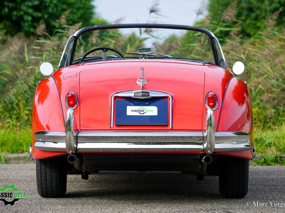 Imagen 55/58 de Jaguar XK 150 OTS (1958)