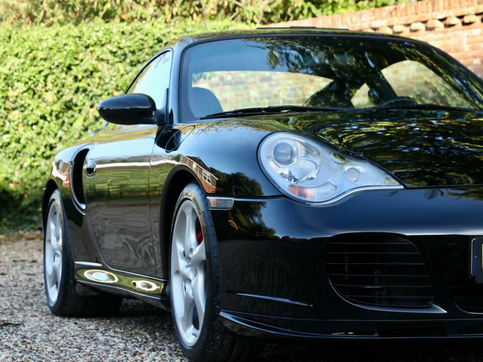 Image 45/50 of Porsche 911 Turbo (2002)