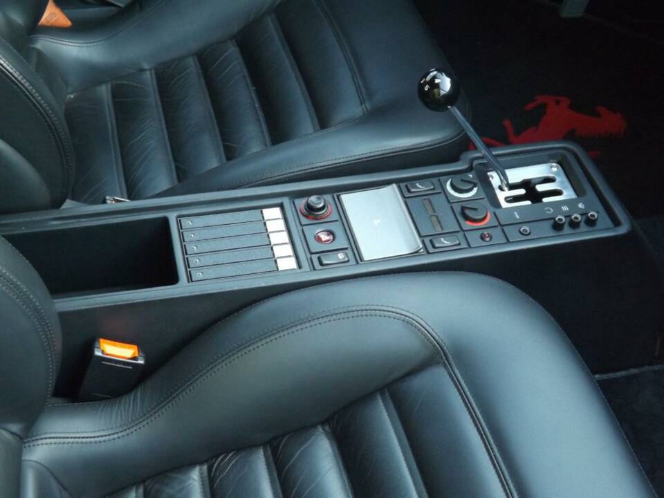 Image 50/50 of Ferrari 512 TR (1993)