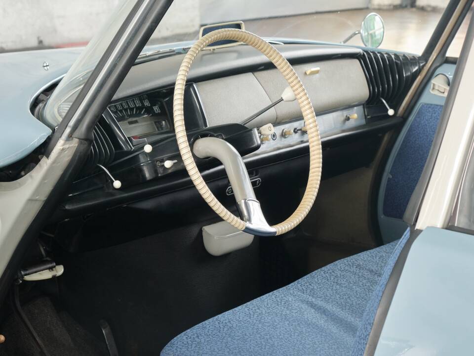 Bild 47/50 von Citroën ID 19 Break (1960)