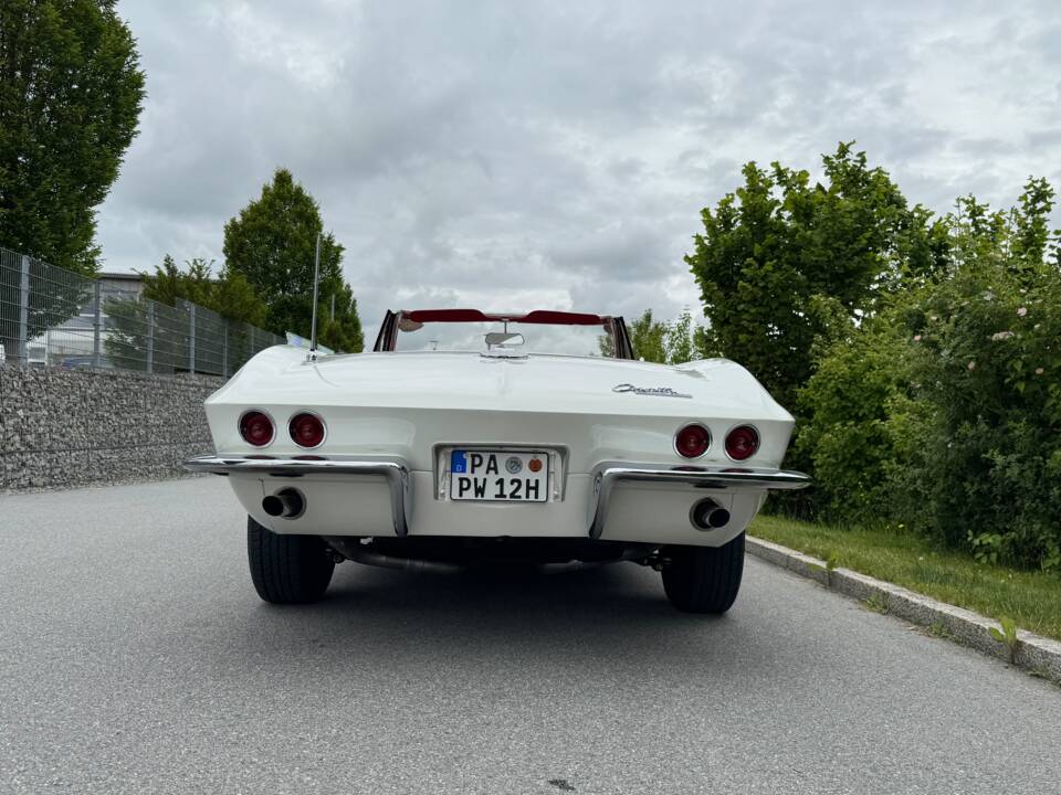 Image 13/52 of Chevrolet Corvette Sting Ray Convertible (1963)