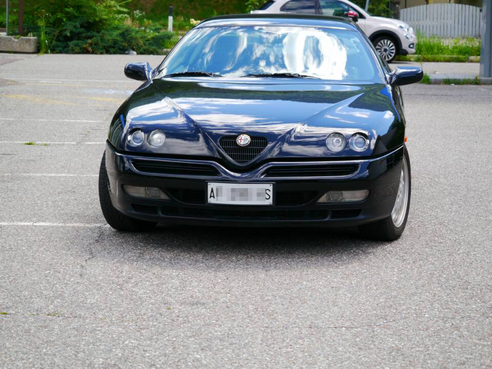 Bild 2/67 von Alfa Romeo GTV 2.0 V6 Turbo (1996)