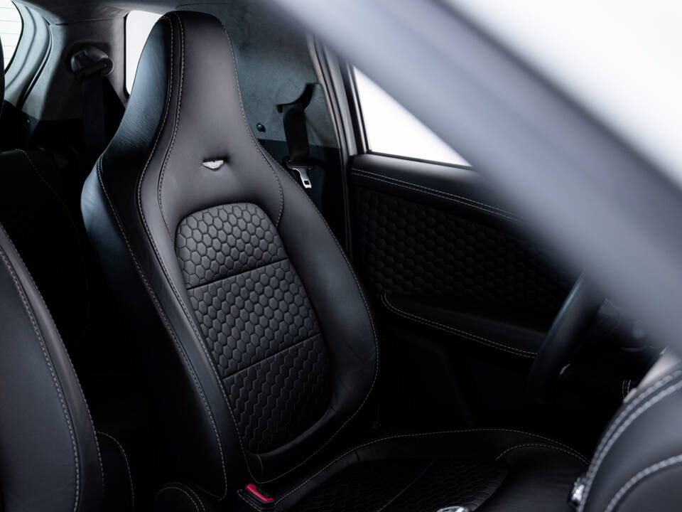 Bild 21/32 von Aston Martin Cygnet (2012)