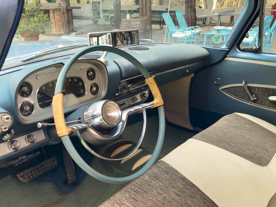 Bild 35/79 von Plymouth Sport Suburban (1958)