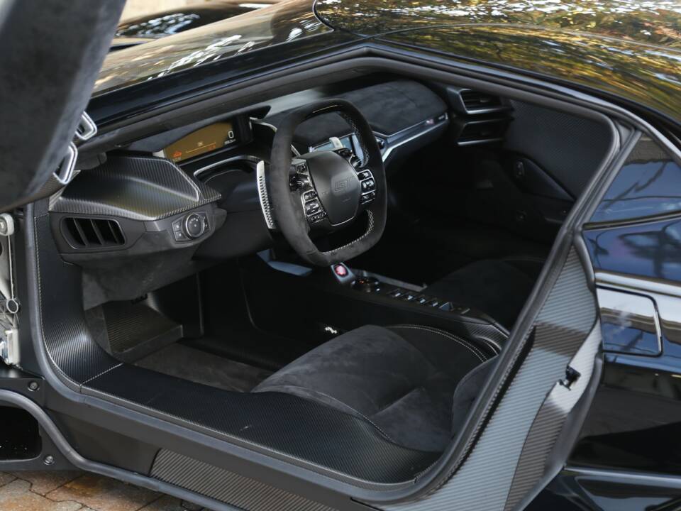 Image 20/50 of Ford GT Carbon Series (2021)