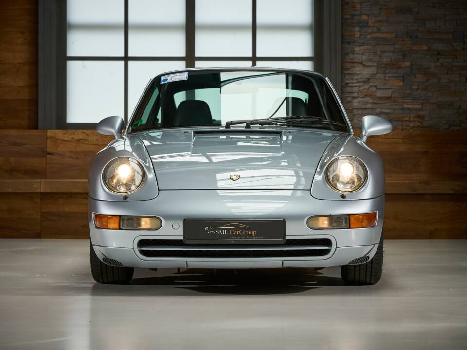 Image 32/36 de Porsche 911 Carrera (1995)