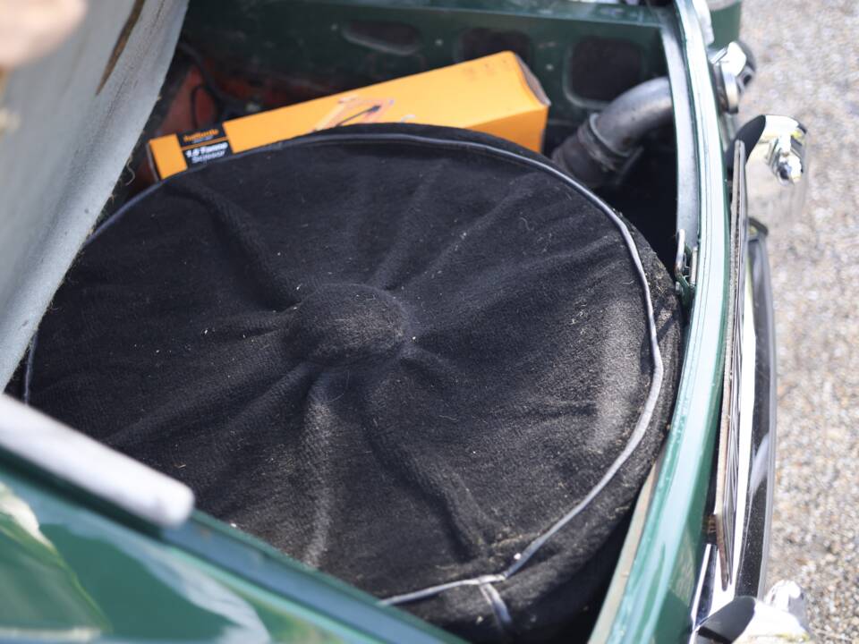Bild 14/50 von MG MGB GT (1967)