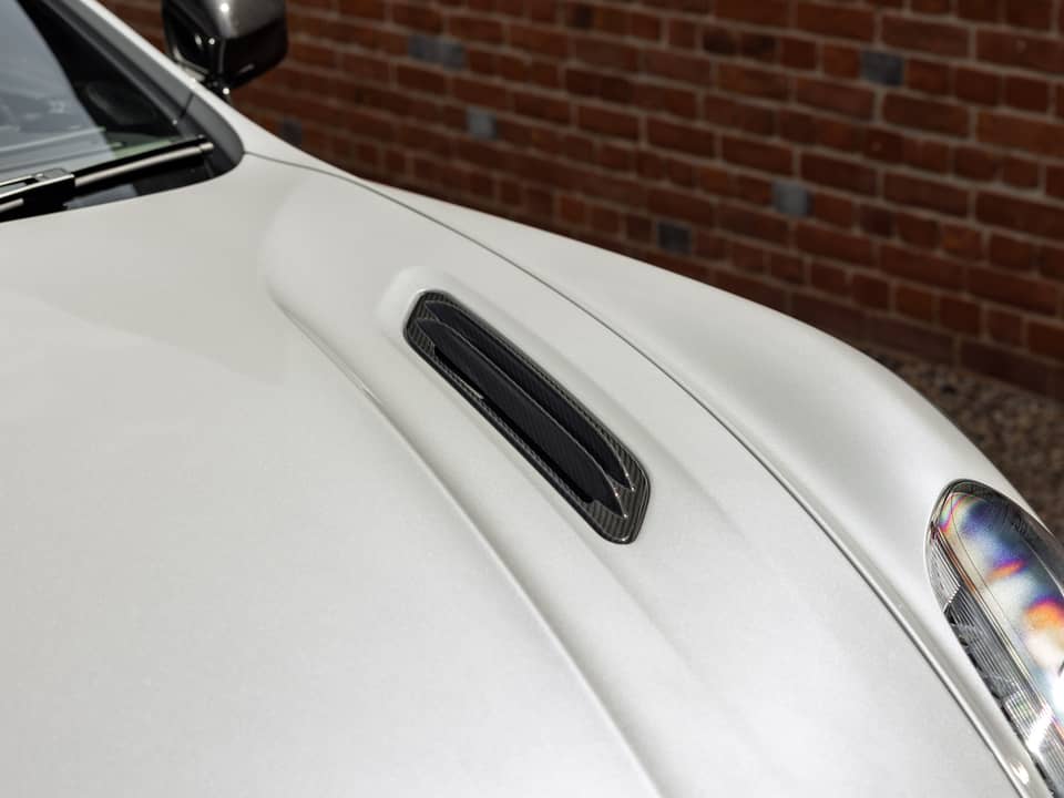 Image 21/57 of Aston Martin Vanquish S (2018)