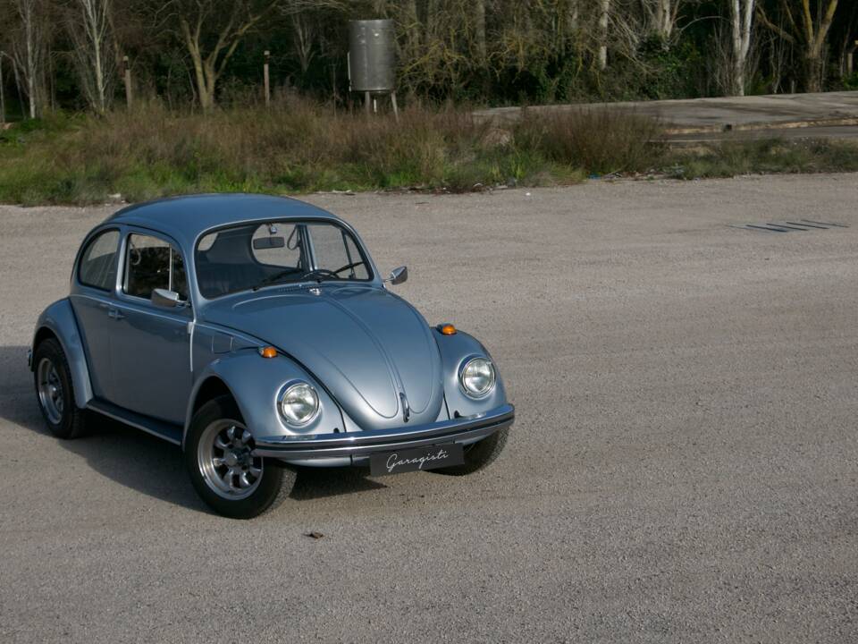 Image 18/54 of Volkswagen Beetle 1500 (1969)