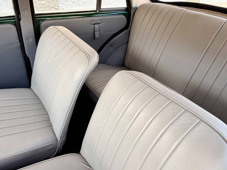 Bild 10/16 von Morris Minor 1000 (1957)