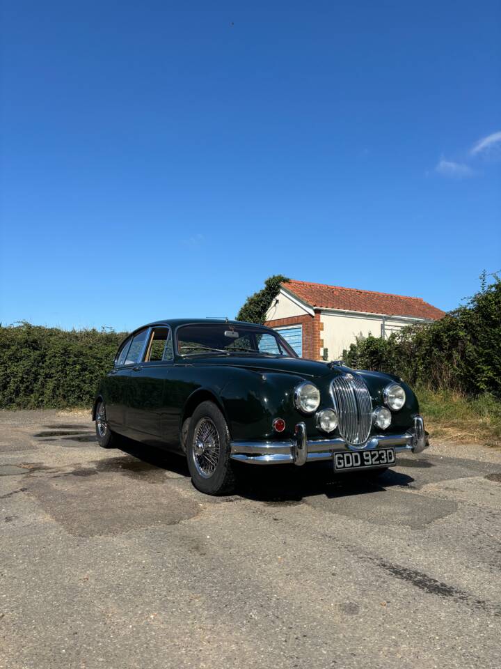 Image 3/11 de Jaguar Mk II 3.8 (1966)