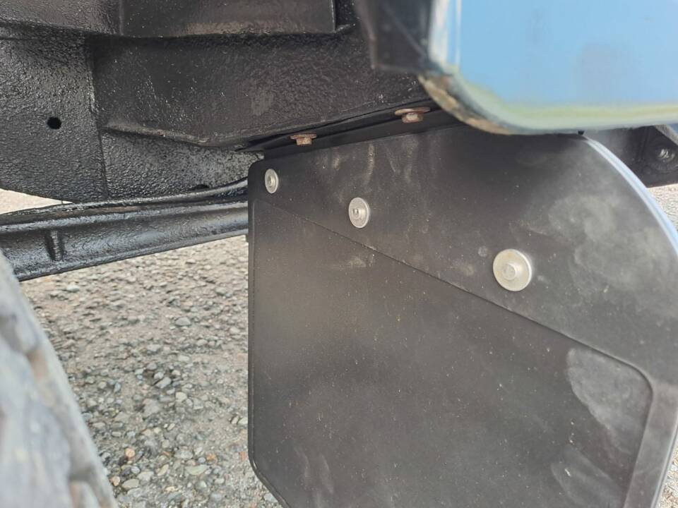 Immagine 71/83 di Land Rover Defender 90 Td5 (1999)