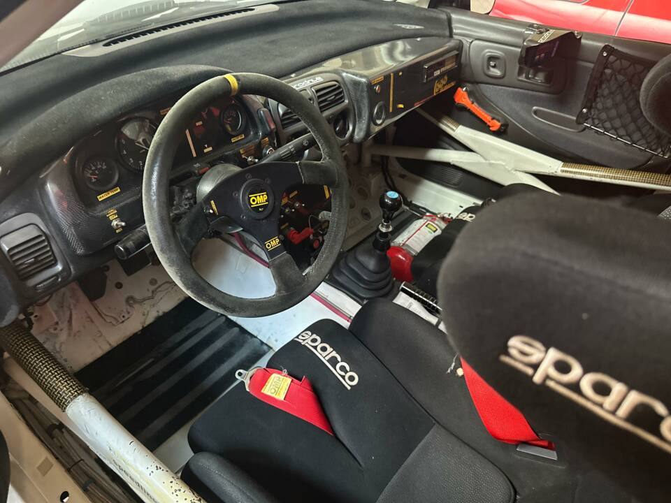 Image 16/22 of Subaru Impreza GT Turbo (1997)