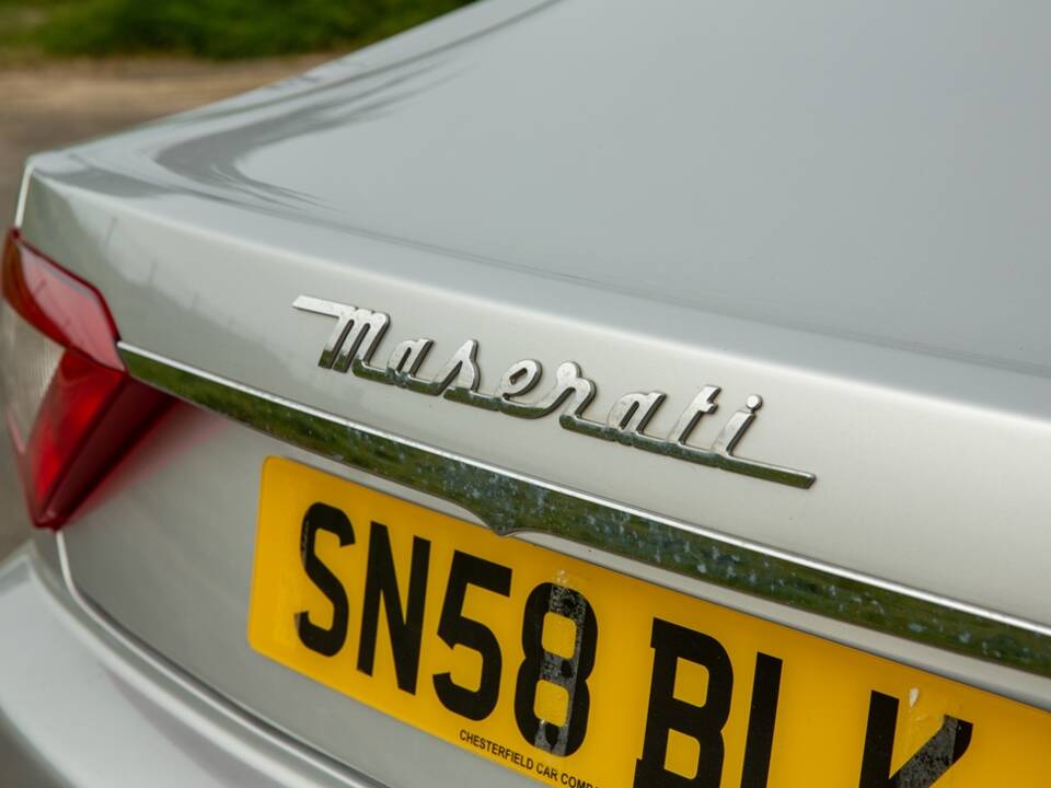 Imagen 18/22 de Maserati GranTurismo 4.2 (2008)