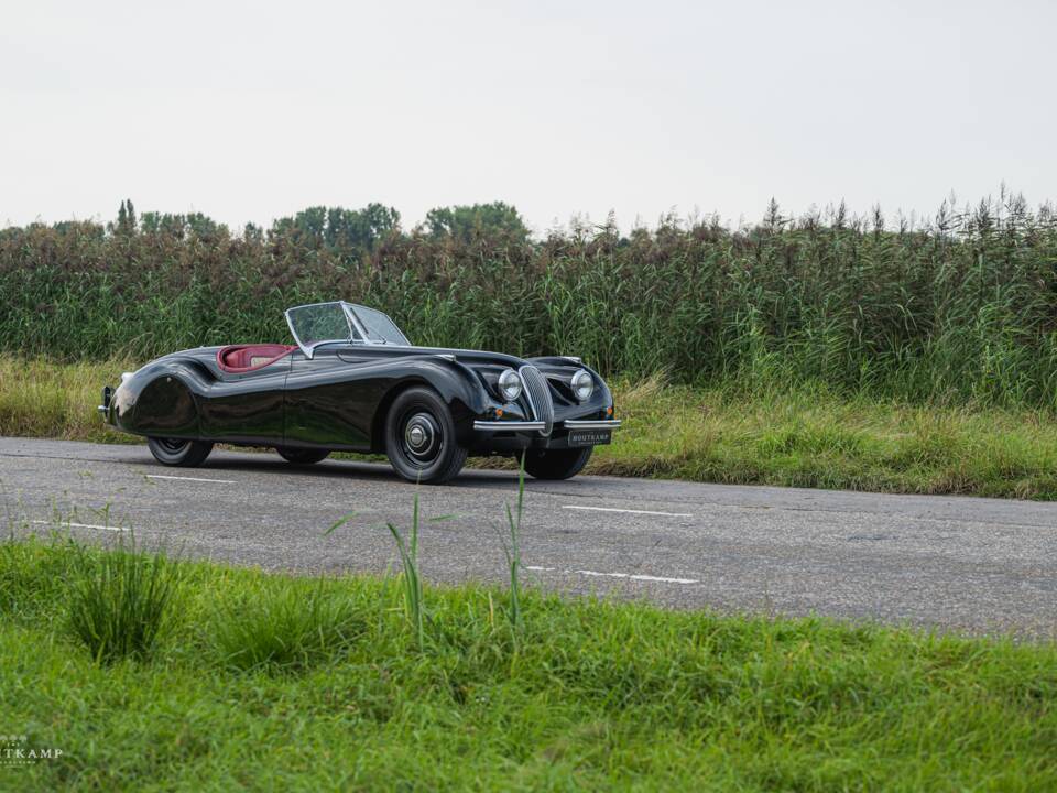 Immagine 1/21 di Jaguar XK 120 OTS (1951)