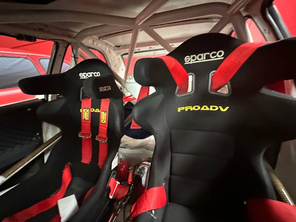 Image 12/22 of Subaru Impreza GT Turbo (1997)