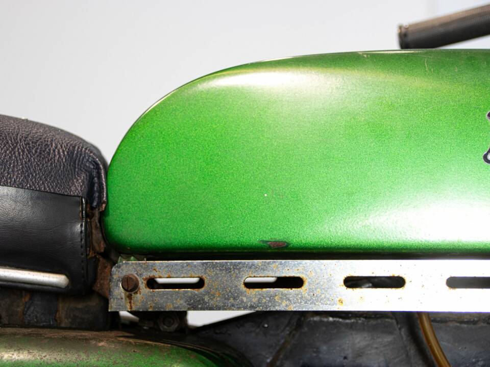 Bild 35/50 von Benelli DUMMY (1976)