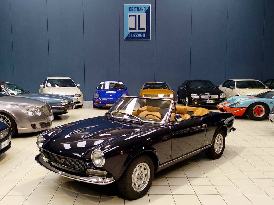 Bild 2/74 von FIAT 124 Spider CS1 (1973)